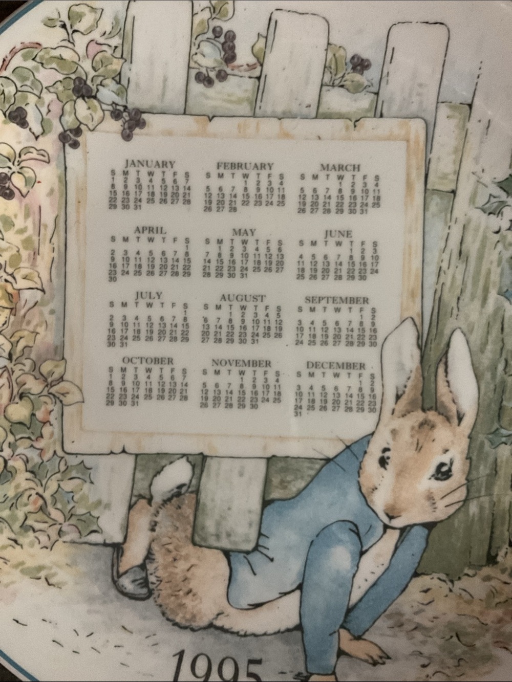 Peter Rabbit 1995 Calendar plate - Picture 2 of 4